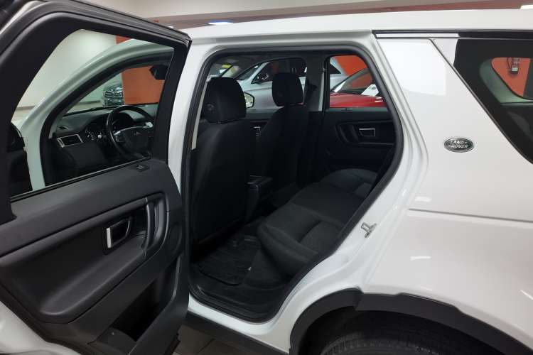 Land-Rover Discovery