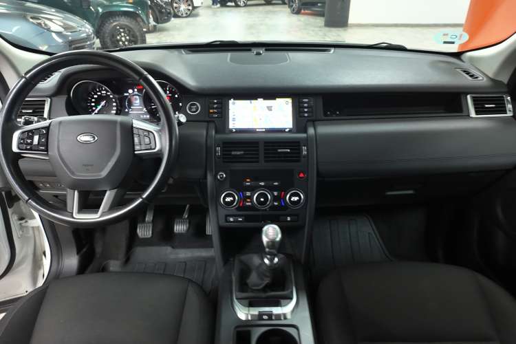 Land-Rover Discovery
