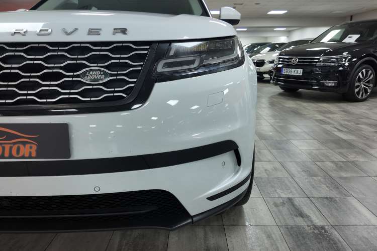 Land-Rover Range Rover Velar