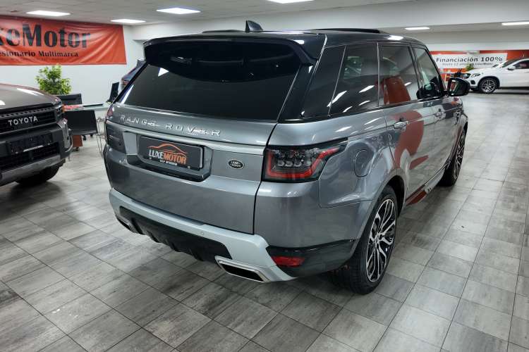 Land-Rover Range Rover Sport