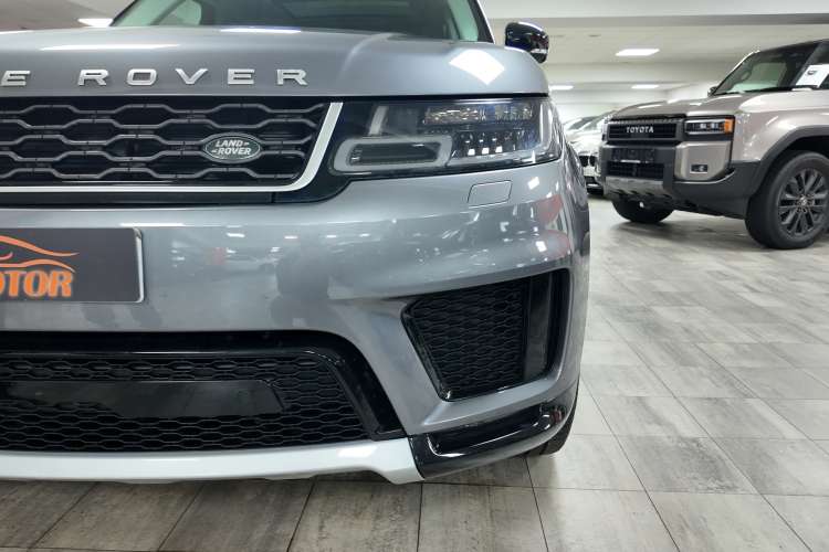 Land-Rover Range Rover Sport