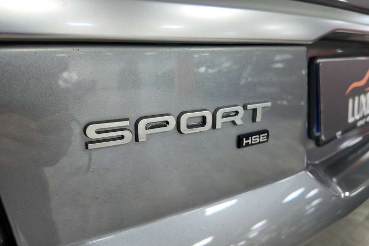 Land-Rover Range Rover Sport