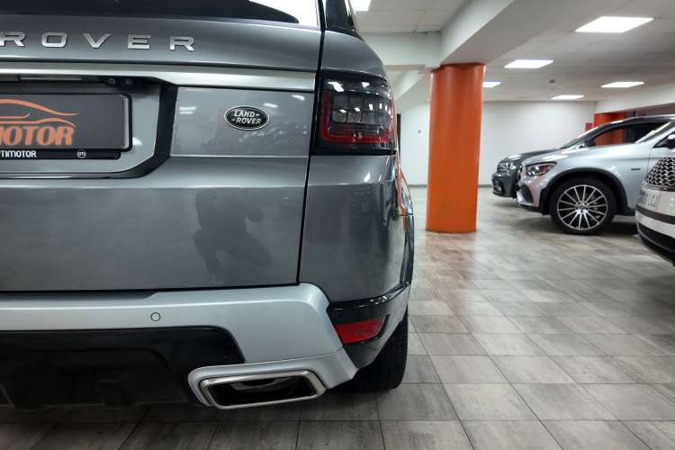 Land-Rover Range Rover Sport