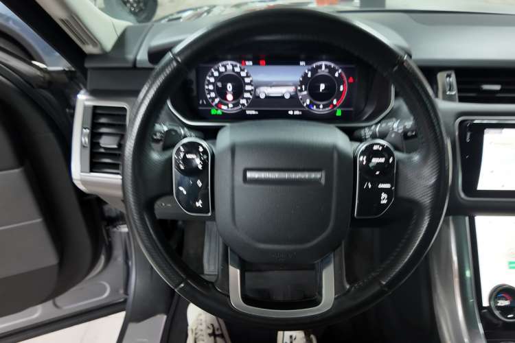 Land-Rover Range Rover Sport