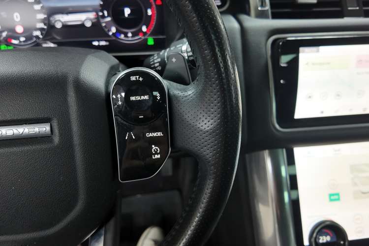 Land-Rover Range Rover Sport