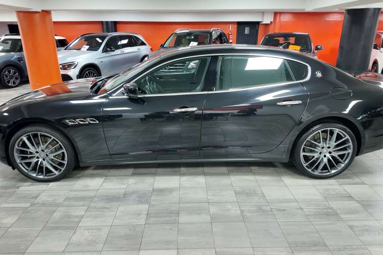 Maserati Quattroporte