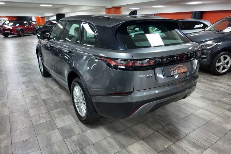 Land-Rover Range Rover Velar