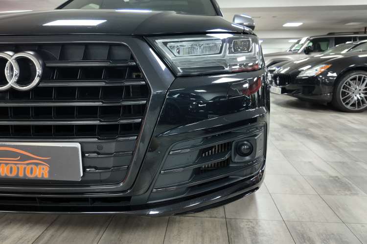 Audi SQ7
