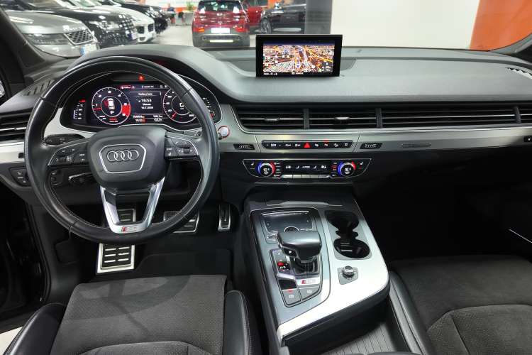 Audi SQ7