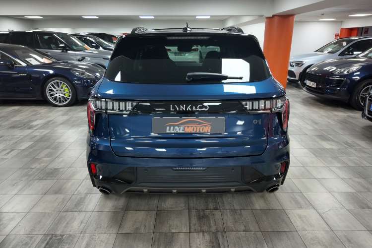 Lynk & Co CO 01
