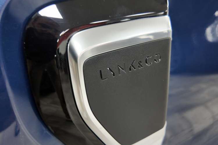 Lynk & Co CO 01