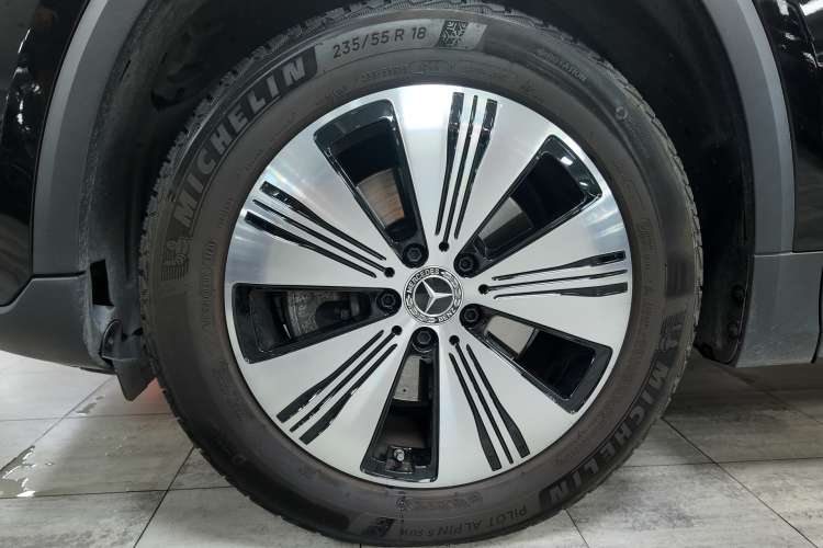 Mercedes-Benz Clase EQA