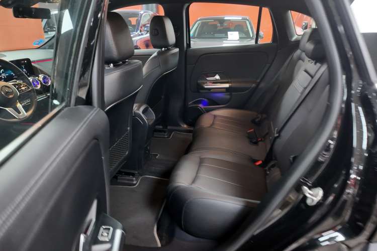 Mercedes-Benz Clase EQA