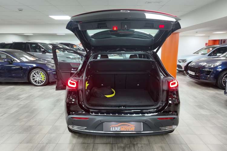 Mercedes-Benz Clase EQA