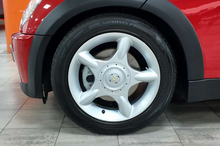 Mini Mini