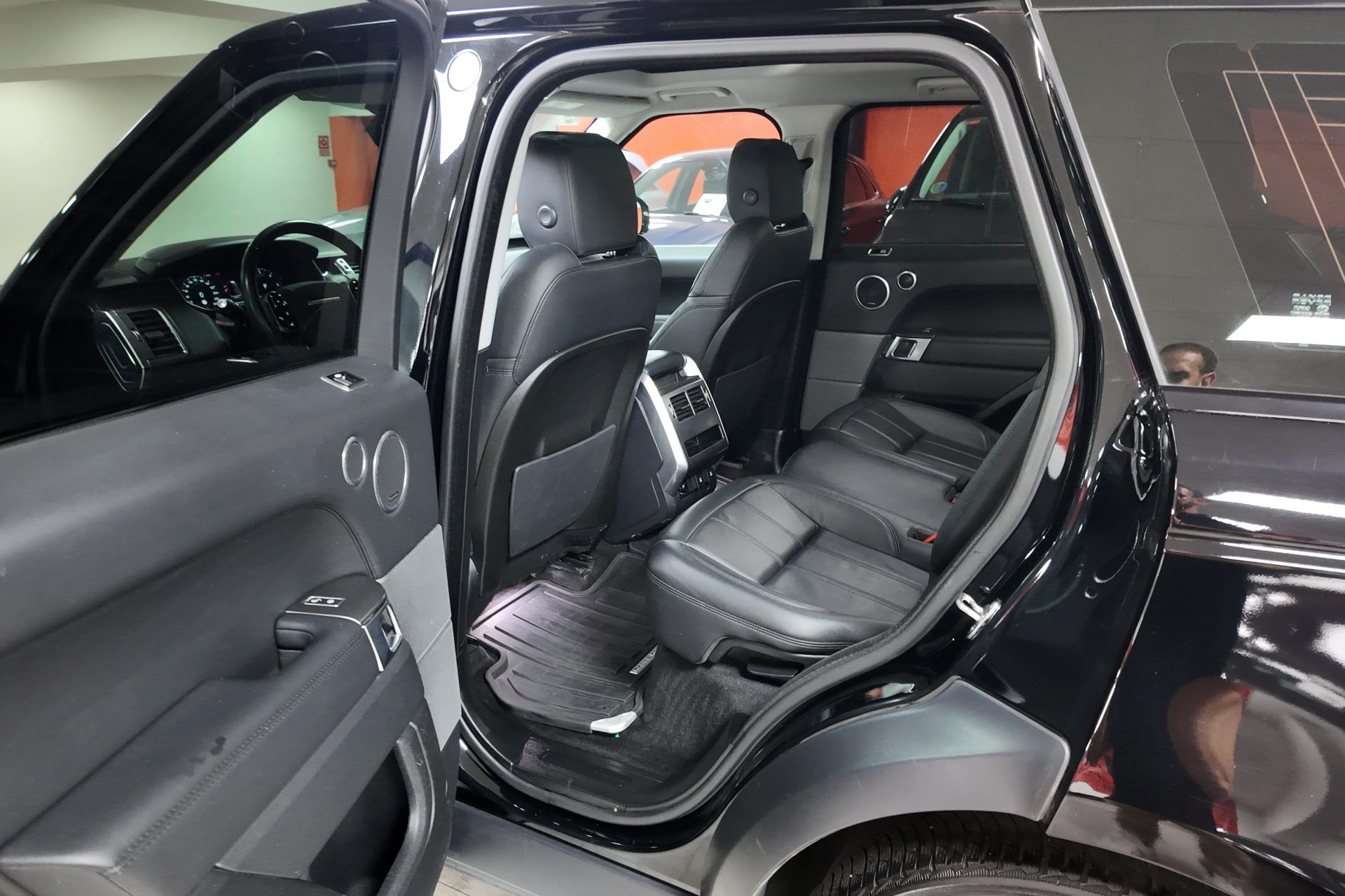 Land-Rover Range Rover Sport