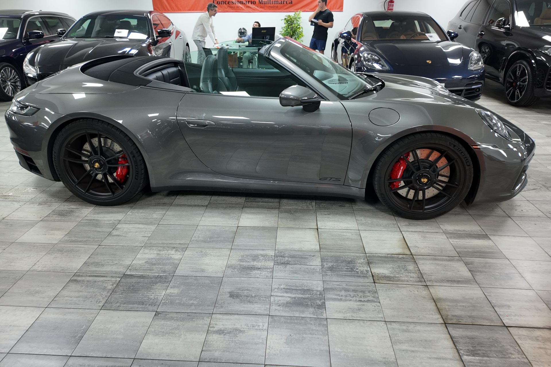 Porsche 911