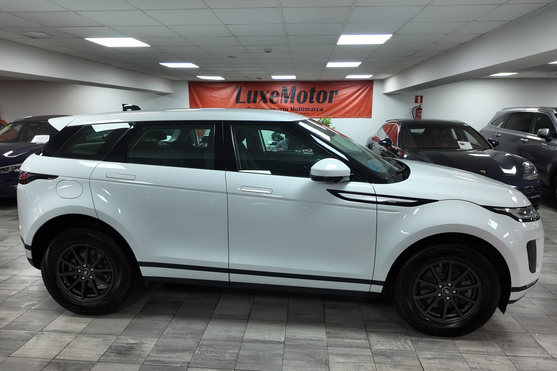Land-Rover Range Rover Evoque