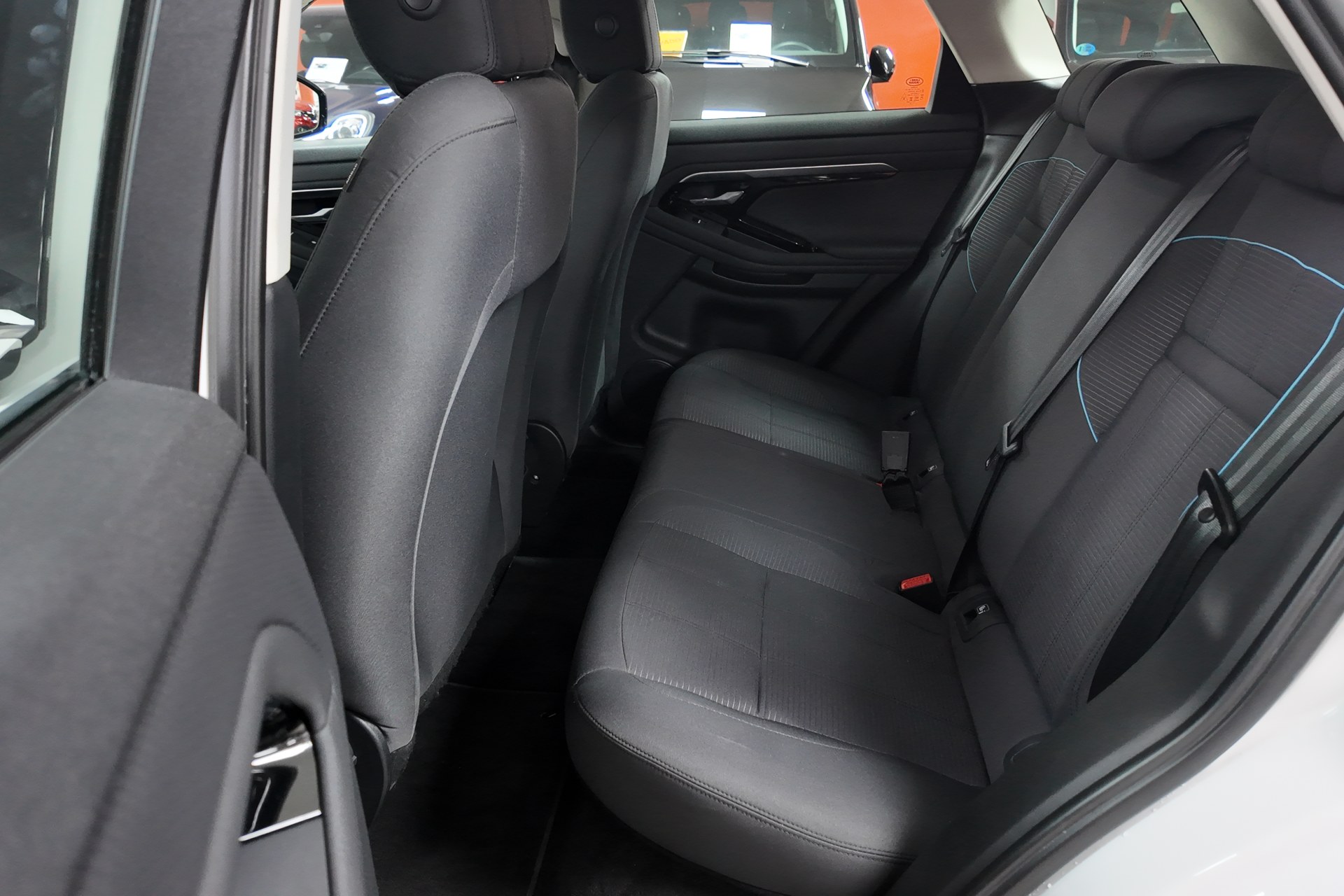 Land-Rover Range Rover Evoque