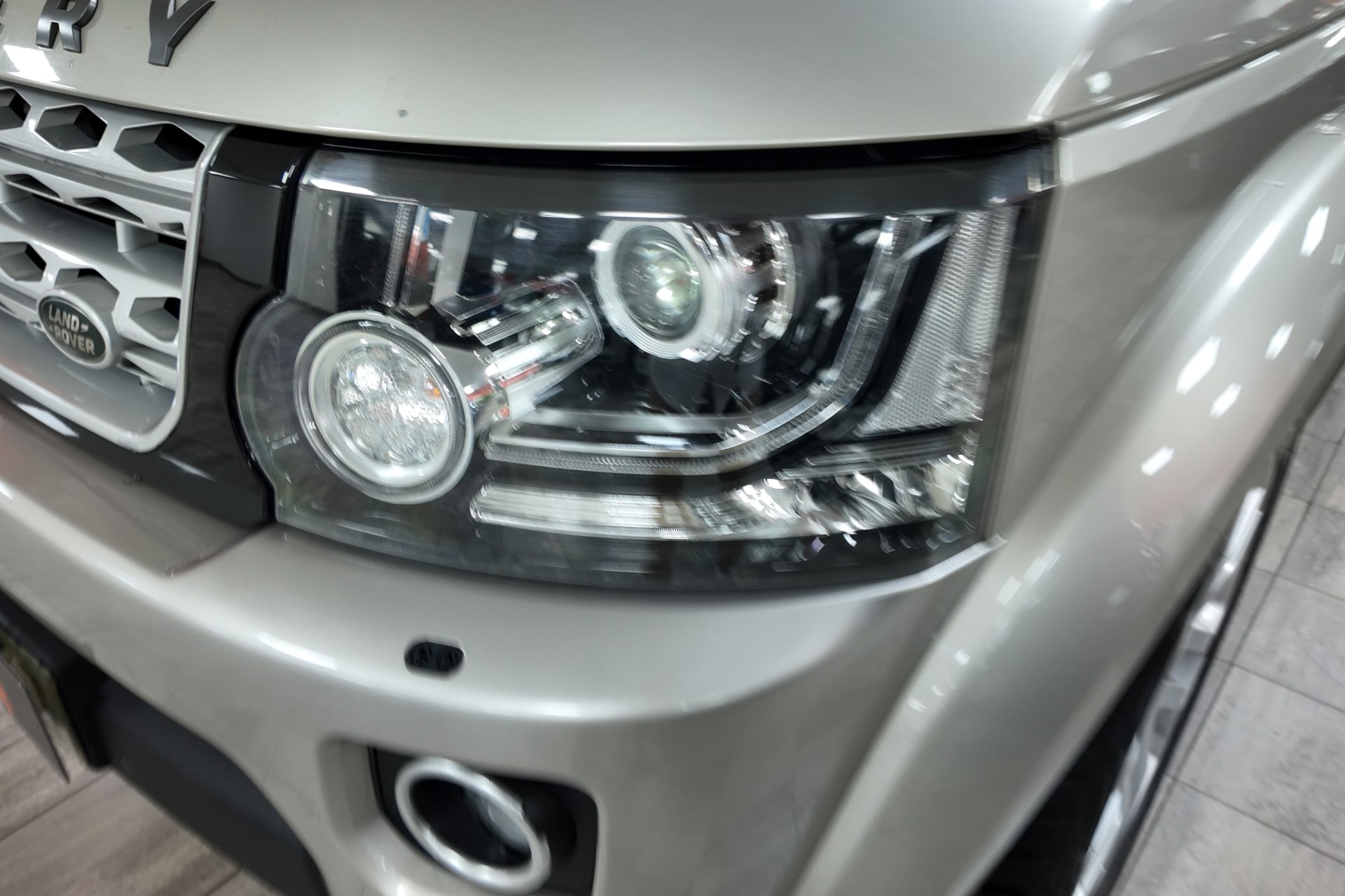 Land-Rover Discovery