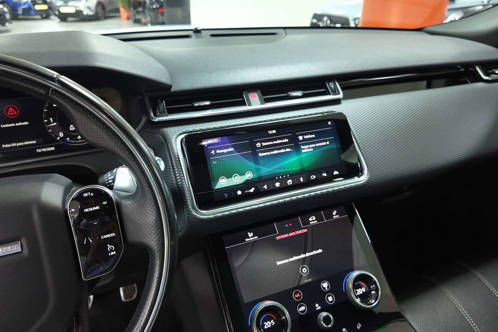 Land-Rover Range Rover Velar