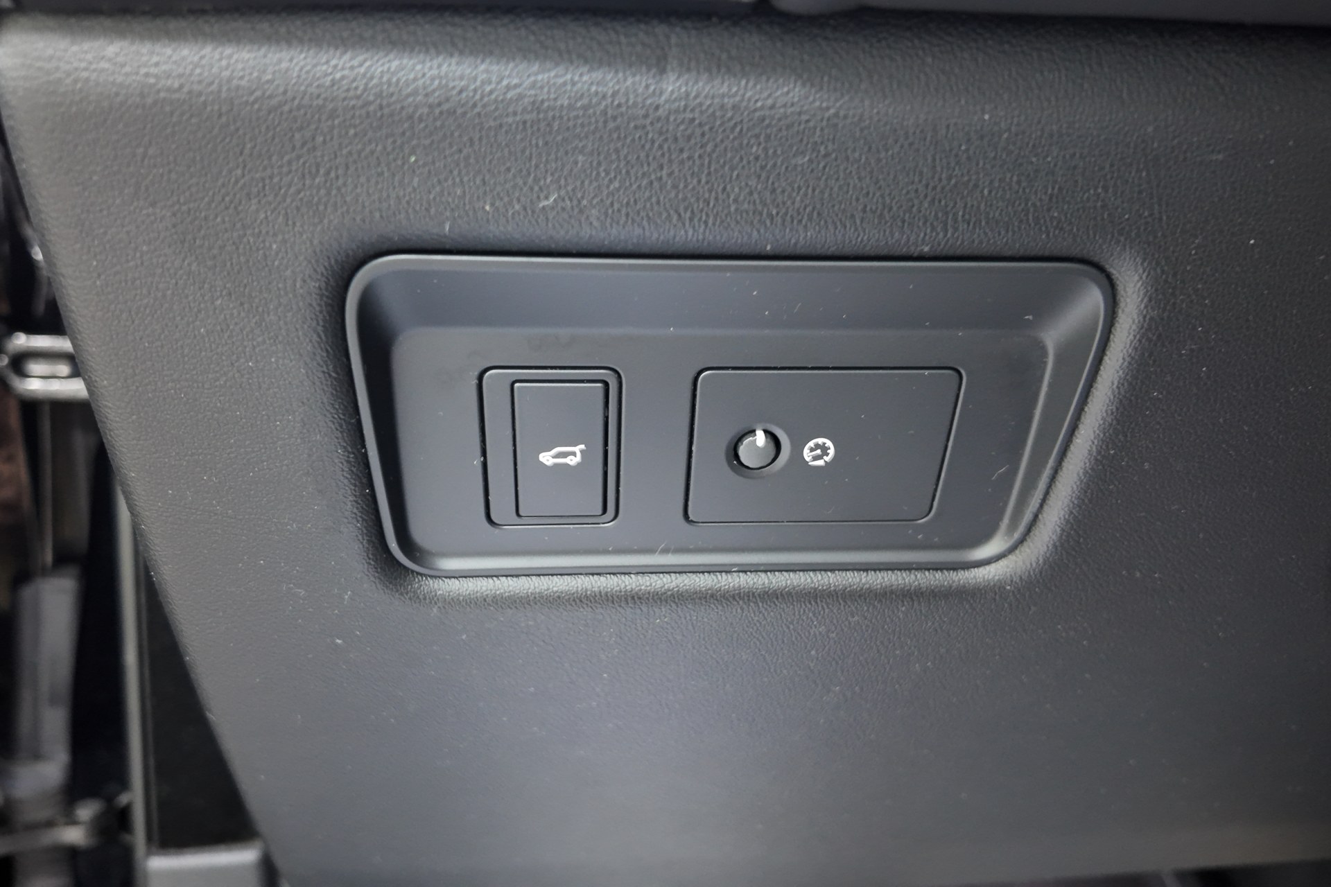 Land-Rover Range Rover Sport